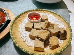 -侬佳蒸菜馆(听潮店)