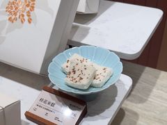 -阮大兴糕团(滨江宝龙店)