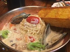 -I HOLIC艾豪丽披萨(KKone店)