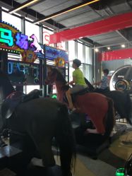 -嗨翻Hi-Fun竞技主题乐园·蹦床团建生日聚会(五棵松华熙店)