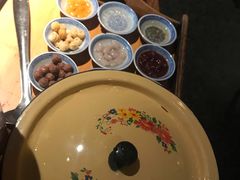干贝咸蛋黄虾滑-哥老官重庆美蛙鱼头(西湖银泰十一哥店)