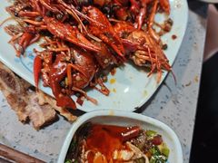 -金滏山·烤肉海鲜火锅自助(襄阳万达店)