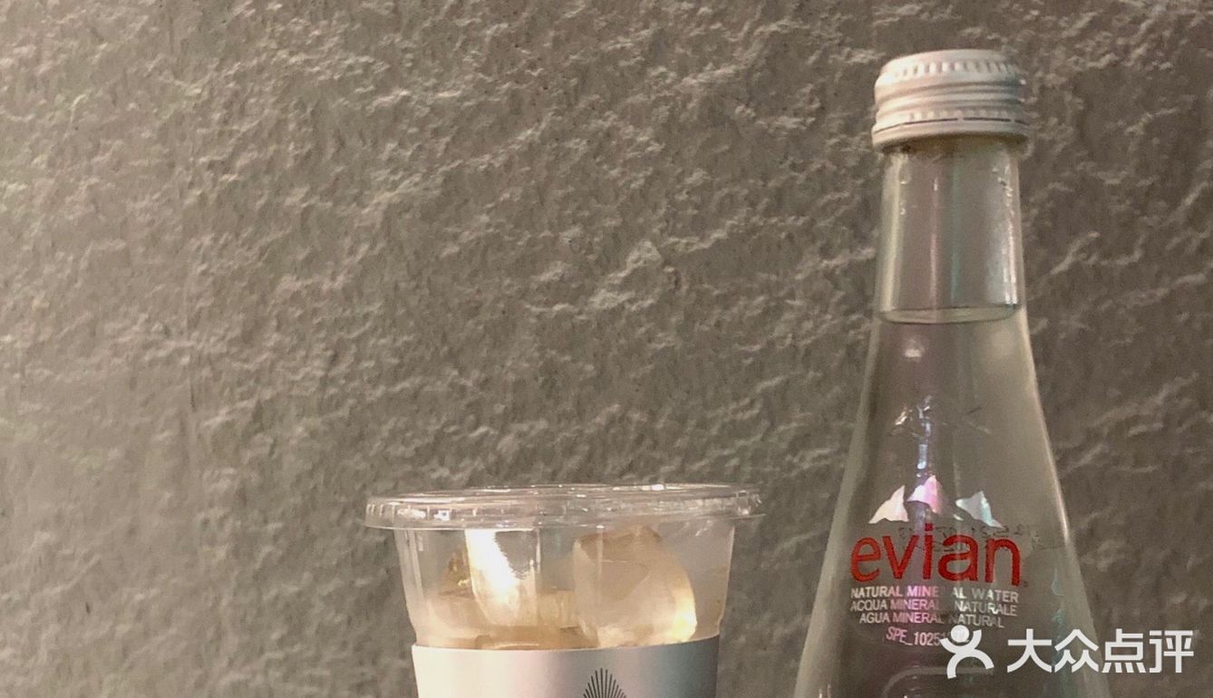 广州探店｜金属INS工业风咖啡店 拍照打卡休闲的好去处~