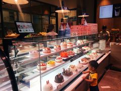 -巴黎贝甜(大宁国际商业广场店)
