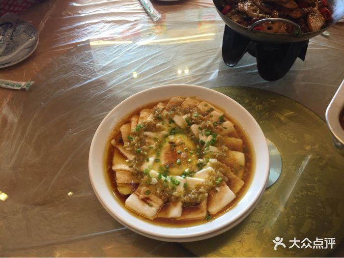 八张桌子糊涂菜图片 - 第1张