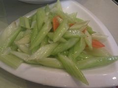 西芹百合-忠义小酒馆(田东店)