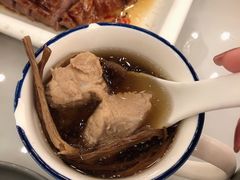 茶树菇龙骨汤-先记烧鹅王·本地粤菜(福永店)