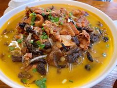 小鸡炖蘑菇粉条-李老哈·东北菜(宋园路店)