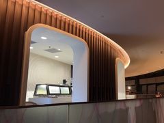 -亚洲国际大酒店·云顶阁旋转自助餐厅
