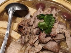 -八大碗·地道东北菜(东陵西路店)