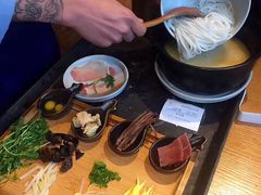 -云海肴·汽锅鸡·云南菜(天山百盛优客店)