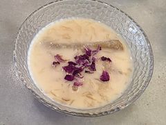 烤奶炖梨-小吊梨汤·北京菜·烤鸭(双井乐成中心店)