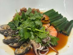 -红鼎豆捞·非遗鲍皇汤火锅(宝丰路店)