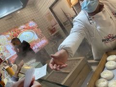 -阿文汤包蟹黄汤包(豫园商城店)