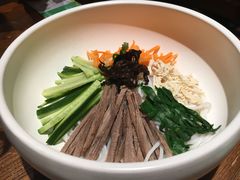 鸡丝凉米线-云海肴·汽锅鸡·云南菜(美罗城店)