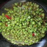 湘菜版的外婆菜炒四季豆，比榄菜四季豆更有味呀！