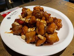 宫保鸡丁-河沿肉饼Beijing Pie(东华门店)