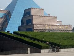 -上海市龙华烈士陵园