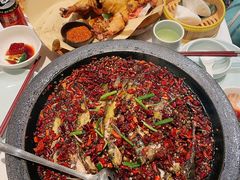 -江城小馆陕南妈妈菜·全球旅行餐厅(钟楼店)