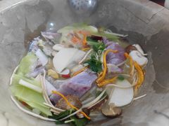 -姚记抚仙湖石锅鱼庄