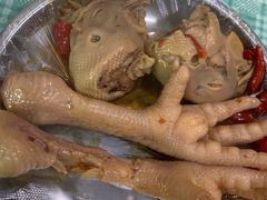 -梁老三麻辣鸡头(汝河小区店)