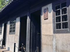 -上海市龙华烈士陵园