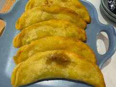 -老新隆牛肉锅贴(新街口店)