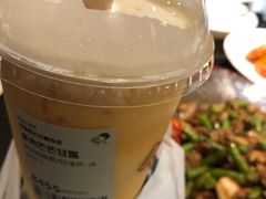 -喜茶(迪士尼小镇DP店)