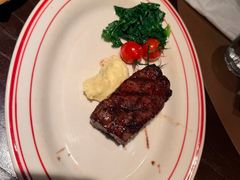 -食间牛排(重庆路万达店)