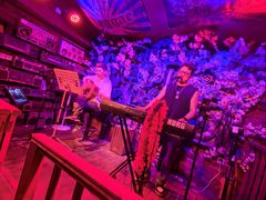 -周庄红庭演艺酒吧