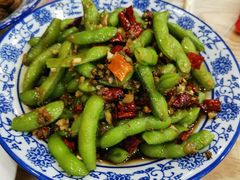 -江城燕子大排档(江汉路步行街店)