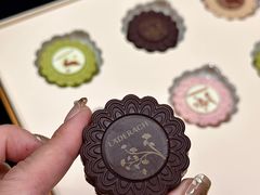 -Laderach 莱德拉(上海环贸iapm店)