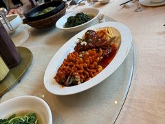 -石家饭店·百年老字号(灵岩山穹灵路店)