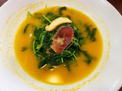 松茸鸡汤灼时蔬-荷风细雨·中国茶宴(碧云店)