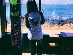 -Cafe Aewol Monsant