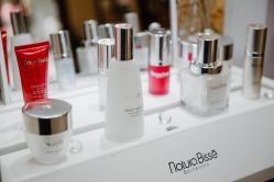 -韵姿美容养生馆