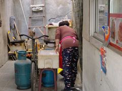 -老婆婆炒饭(小白楼1902欧式风情街店)