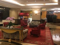 -深圳富苑皇冠假日套房酒店