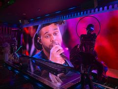 -UK派对KTV(日月广场店)