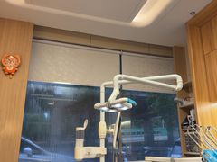 -上海仁爱医院口腔科 · 种植