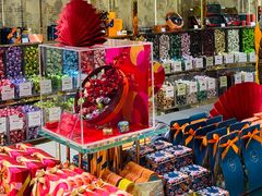 -VENCHI 闻绮(北京国贸商城店)