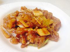 葱烧蹄筋-闫府私房菜·百年鲁菜(恒隆店)