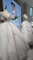 点击看大图 -艾拉·女王婚纱礼服馆