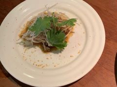 秘制凉拌鸡丝-黑鸡小馆(金源店)