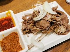 -清真·玛丽亚新疆菜主题餐厅(浙江中路店)