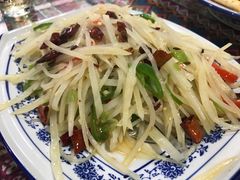 酸辣土豆丝-阿纳苏西域餐厅(新秀店)