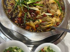 -乡土特色.冷锅鱼.牦牛肉汤锅