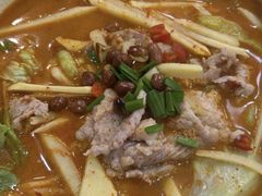 酸汤肉片米线-缘久缘米粉(新街口店)