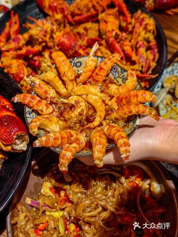长沙封神龙虾馆…巨巨巨好吃!|||