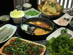 -热火朝天鲜切牛肉火锅(南强街巷店)